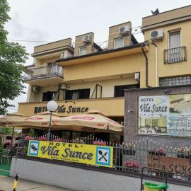 Hotel Vila Sunce โรงแรมในสตราลาปาโฮวา