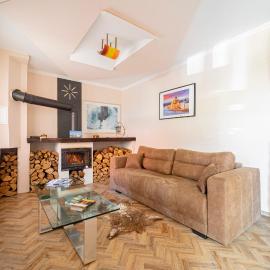 B48 Bigflat - kényelem 130 m2 en, Hotel in Törökbálint