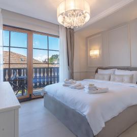 Villa & Spa Chunarot