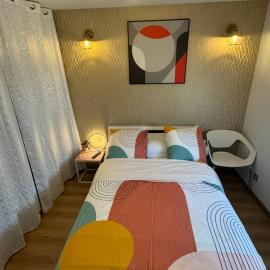ROOM 1 Clim TV Breakfast inclus, hotel in Nevers