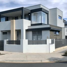 Modern Mansion in Lightsview By Host Solutions, Hotel in Northfield