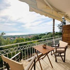 Cosy apartment with Great Views、Longáのホテル