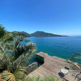 Casa de veraneio com deck em Passa Terra, Ilha Grande