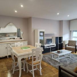 Vivienda Arias, hotel en O Carballiño