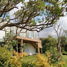 Curlews Cottage - House with 3 bedrooms and garden - walking distance to the beach, hotel em Perranporth