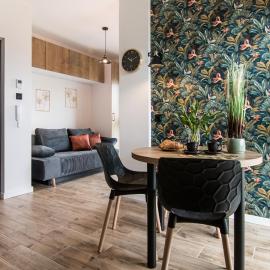 Parrot - 77 Apartments Wigury - Dostęp na KOD - Parking - Smaczna Kawa - Centrum - Blisko Piotrkowska - Galeria - Widok na miasto - Klimatyzacja - 7 piętro - FV, hotel di lodź