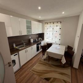 Къща за гости Горски рай, hotell i Smilyan