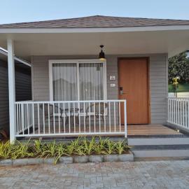 The Gold Beach Annexe, hotelli kohteessa Daman