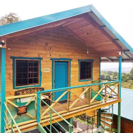 Cabañas Emerald Forest, hotel a Concepción