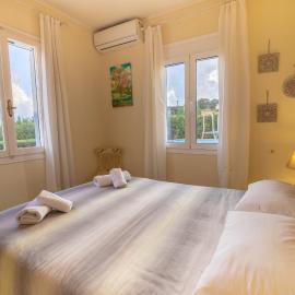Kroussos Cottage, Hotel in Faraklata