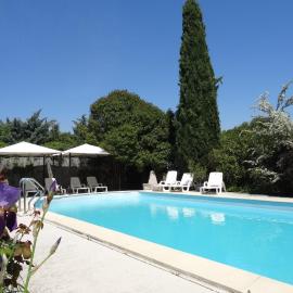 Le Moulin Des Ocres, hotel di Apt