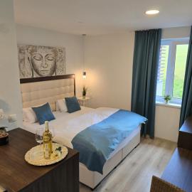 Apartmány Pulse, hotel a Podhájska