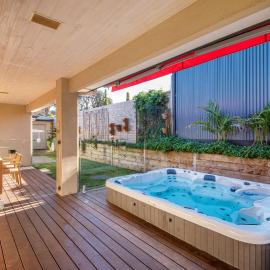 Luxury and Style on Pasadena with large spa, Hotel in Rye