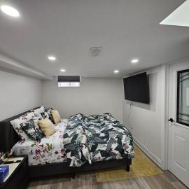 One Bedroom Apartment, hotel u gradu Ejdžaks