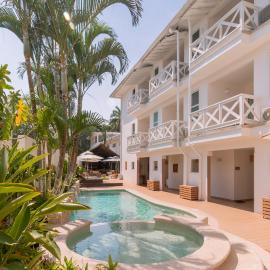 Hotel Santa Teresa by the Beach – hotel w mieście Playa Santa Teresa