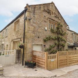 Pear Tree Cottage at Hey Farm, hotel a Barnoldswick