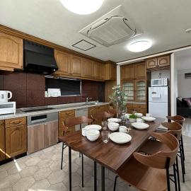Luxes by b hotel - 2Br Apt for 10ppl Very Good Location, hotell i Hijiyamachō