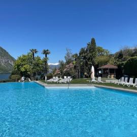 Palm Beach Loft Bissone, hotel in Bissone
