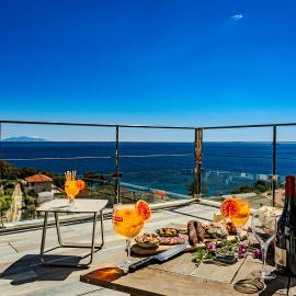 Viesnīca VILLA ROCCA BRUNA, LE CAP CORSE 5 ETOILES pilsētā Santa-Maria-di-Lota