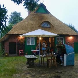 Kleine Einliegerwohnung oder Zimmer im Reetdachhaus