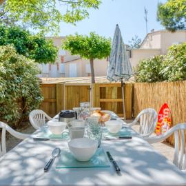 Holiday Home Les hameaux de l'Océan by Interhome โรงแรมในโมบุยซง