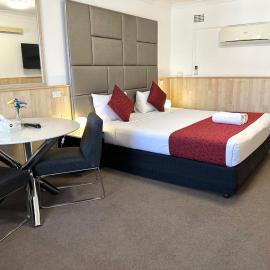 Countryman Motor Inn Cowra, Hotel in Cowra