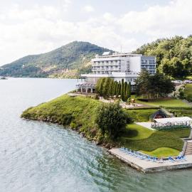 Hotel Eurobus, хотел в Калужа