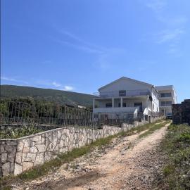 Zukovica Villa