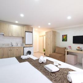 Loren Hotel&Suites