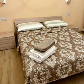 Affittacamere La Quiete โรงแรมในอาโรนา