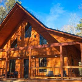 The Secluded Reset Button Cabin, hotel a Broken Bow