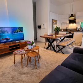 Suelo Flat Villa