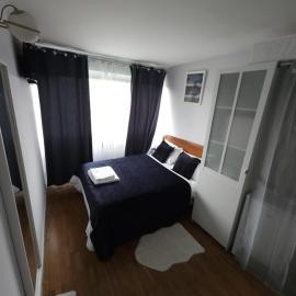 4 Chambres television -Jean Macé, hotel in Fontenay-sous-Bois