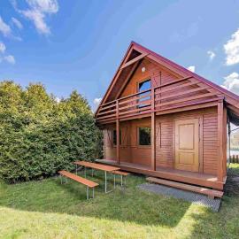 Pensjonat Kwiatkowski domek nr 3, Hotel in Nowęcin