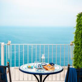 La Divina Amalfi Coast, hotel in Praiano