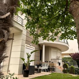 Villa Ariadni, hotel di Patra