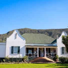 Altes Landhaus Country Lodge, hotel in Oudtshoorn