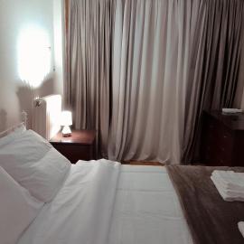Spartan Townhouse Apt 3 Leonidas, hotel u gradu Sparta