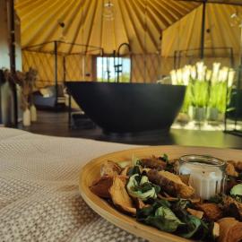 Jurty Glamping, hotel in Gostynin