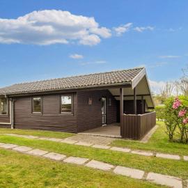 6 person holiday home in Struer-By Traum, hotel in Struer