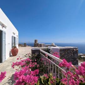 BELLAVISTA HOUSE