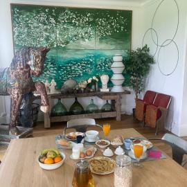 Chambre et table d'hôte - Domaine de la Besse，Célon的飯店