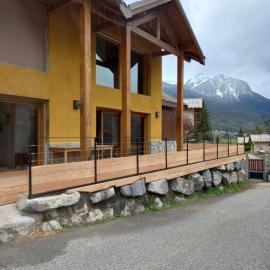 Chalet Les Blancs Sommets, hotel u gradu Brijanson
