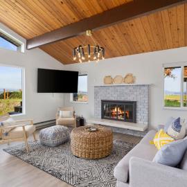 Island Hideaway with Stunning Ocean Views