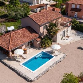Vila Ulika, Hotel in Malinska