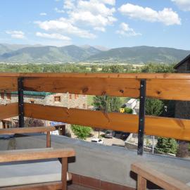 Ático en Llivia espacioso y acogedor, hotel em Llivia
