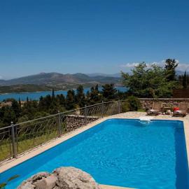 Theasis Villas, hotel in Lygia