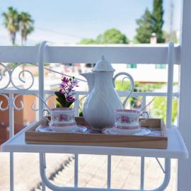 “Pioula’s Cozy House”, hotel a Potamós