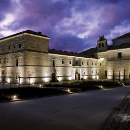 Posada Real Convento San Francisco, hotel en Santo Domingo de Silos
