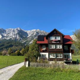 Appartements Wieseneck - Ferienwohnungen mit Bergblick - inklusive Schladming Dachstein Card!